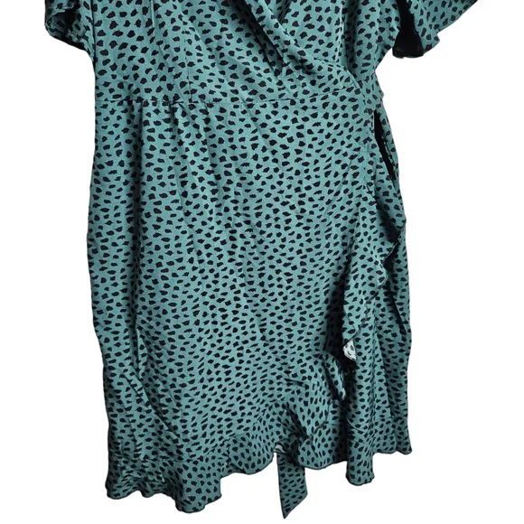 BloomChic Women's Green Ditsy Dot Wrap Ruffle V-Neck Knee Length Dress NWT 18/20 - Picture 5 of 15